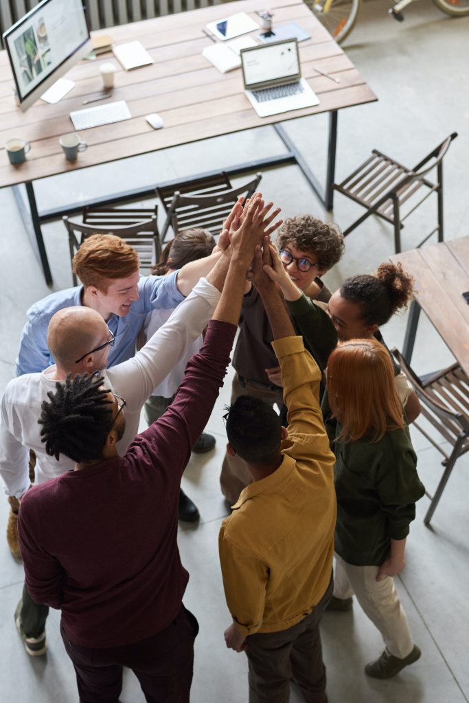 Outsourcing a Software Development Team in 2022: A Comprehensive Guide for Startup Businesses