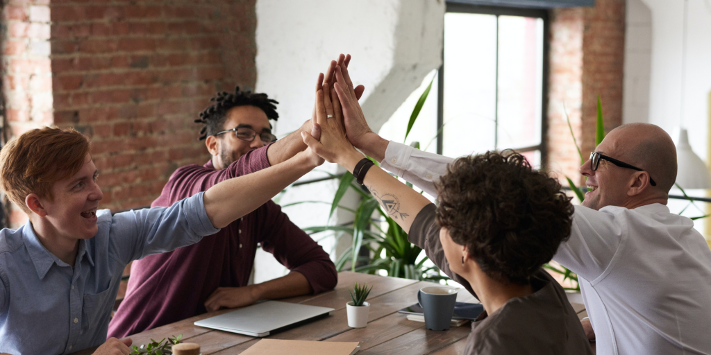 Use Screen Sharing for Better Collaboration Screen sharing