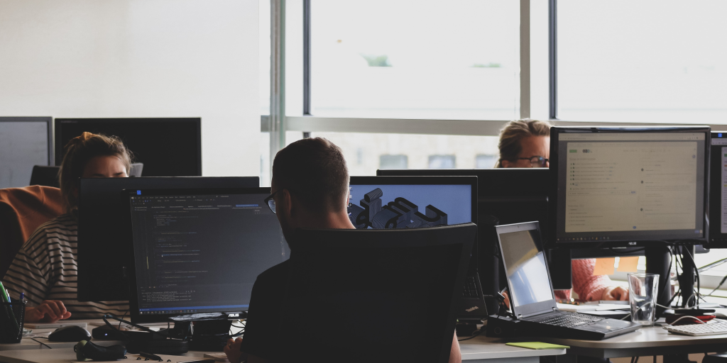 Serverless Functions and Edge Deployment: The Pinnacle of Scalability
