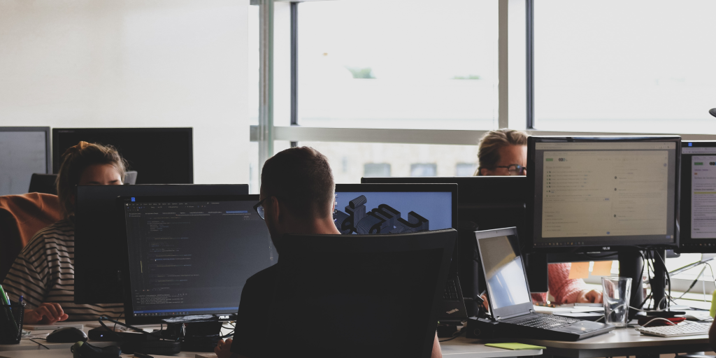 Unpacking the Multifaceted Advantages of Cloud Computing